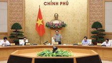 Thủ tướng Phạm Minh Chính phát biểu Phiên họp Chính phủ chuyên đề pháp luật. (Ảnh: TTXVN)