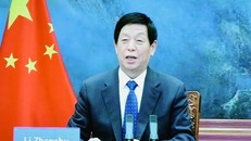 Chủ tịch Quốc hội Trung Quốc Lật Chiến Thư.