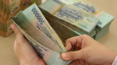 Sớm thực hiện cải cách tiền lương để giữ chân người lao động, tránh tình trạng bỏ việc