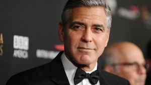 Nam diễn viên George Clooney sở hữu khuôn mặt đẹp nhất thế giới. Ảnh: WP.