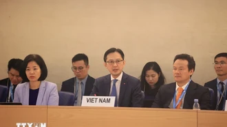 Đoàn đại biểu Việt Nam do Thứ trưởng Bộ Ngoại giao Đỗ Hùng Việt dẫn đầu tham gia Phiên đối thoại về Báo cáo quốc gia của Việt Nam theo Cơ chế rà soát định kỳ phổ quát (UPR) chu kỳ IV của Hội đồng Nhân quyền Liên hợp quốc. Ảnh: Anh Hiển/TTXVN.