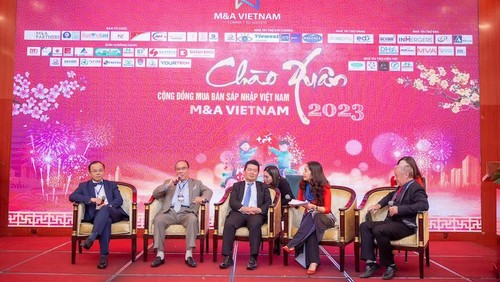 Các chuyên gia M&A trong nước và quốc tế chia sẻ kinh nghiệm tại sự kiện Chào Xuân 2023 của cộng đồng M&A Việt Nam.