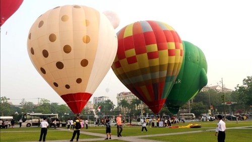 Trải nghiệm Lễ hội khinh khí cầu quốc tế Tuyên Quang