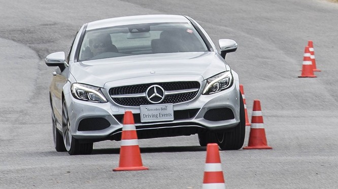Mercedes-Benz tổ chức học viện lái xe an toàn MBDE 2020