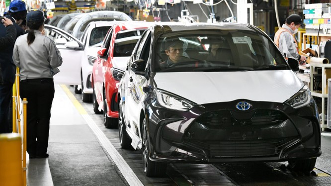 Toyota ngừng sản xuất 5 nhà máy tại Nhật Bản