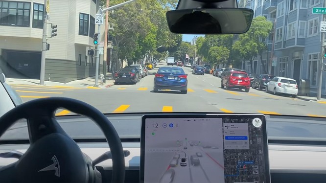 Tesla có thể cho phép các hãng xe khác sử dụng công nghệ tự lái của mình