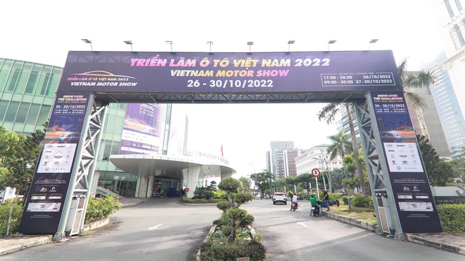 Kết thúc Triển lãm ô tô Việt Nam 2022 - Hàng nghìn đơn đặt cọc và gần 2.000 xe được bán!