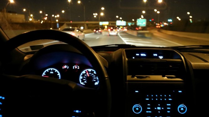 Lái xe ban đêm: Những lưu ý cần thiết để đảm bảo an toàn
