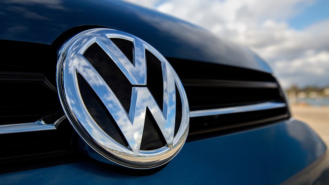 Volkswagen bị Land Rover tố 'ăn cắp công nghệ'