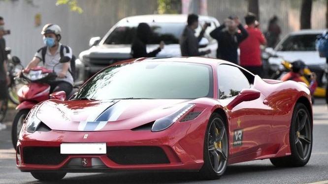 24 siêu xe Ferrari tại Việt Nam được triệu hồi để thay túi khí