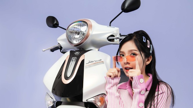 Yamaha Janus “cân" mọi phong cách thời trang thu đông của các cô nàng GenZ