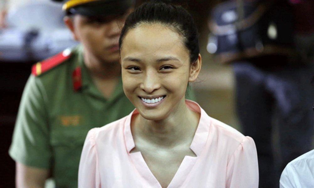 Hoa hậu Trương Hồ Phương Nga tại phiên sơ thẩm lần 2