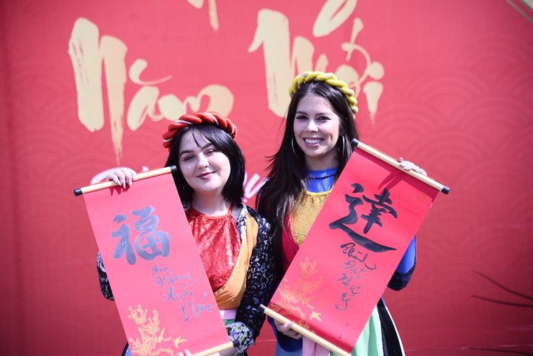 Sinh viên quốc tế thích thú trải nghiệm văn hóa Tết Việt ảnh 5