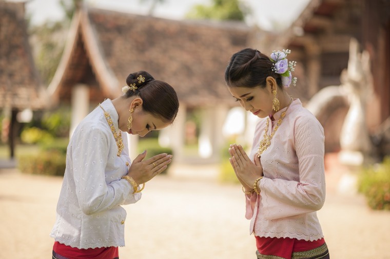 Ngôn ngữ chính thức của Campuchia là gì?