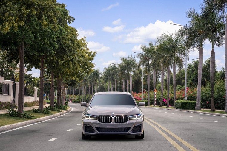 BMW 5 Series mới chính thức ra mắt tại Việt Nam ảnh 9