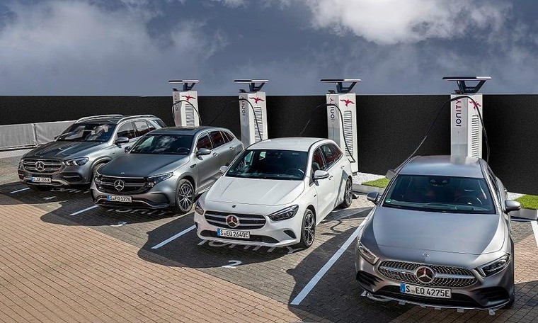 Mercedes-Benz sẽ điều chỉnh giá bán 1 số dòng xe từ 2023