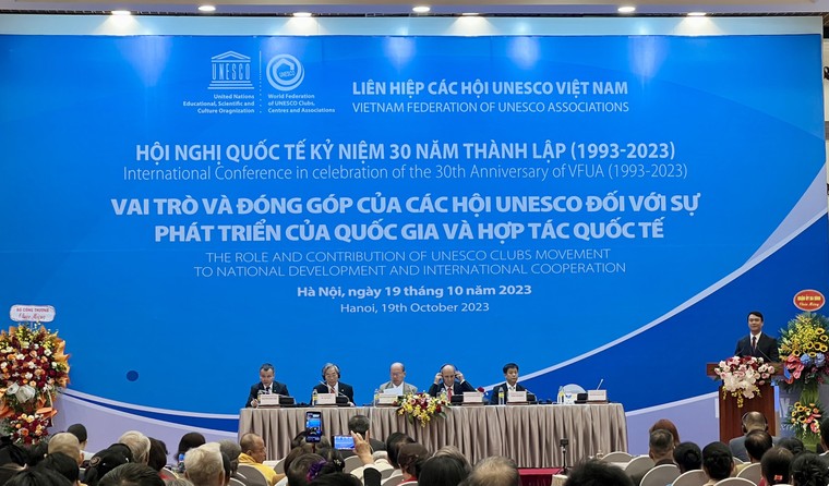 Tự hào hành trình 30 năm phụng sự của Liên hiệp các Hội UNESCO Việt Nam ảnh 1