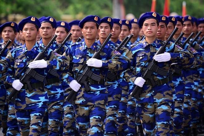 Cảnh sát biển Việt Nam khi thực hiện nhiệm vụ tuần tra không kiểm tra, kiểm soát đối tượng nào?