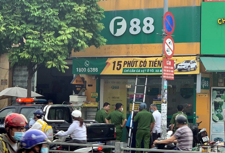 Công an TP Hồ Chí Minh đồng loạt khám xét nhiều chi nhánh của Công ty F88 ảnh 3