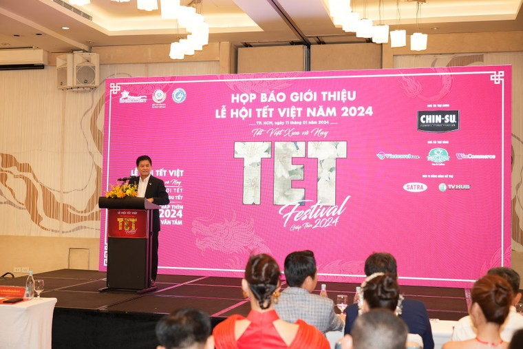 Lễ hội Tết Việt Giáp Thìn 2024 tôn vinh Tết cổ truyền và sẻ chia an sinh xã hội ảnh 3