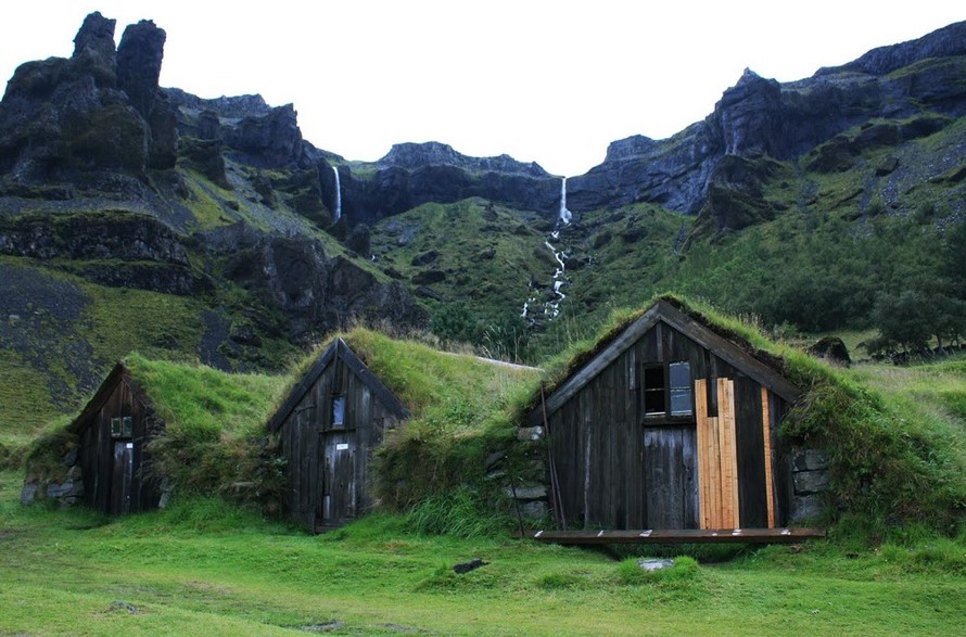 Những ngôi nhà Turf ở Iceland. (Nguồn: Planet)