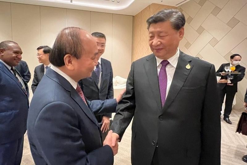 Chủ tịch nước Nguyễn Xuân Phúc gặp Chủ tịch Trung Quốc Tập Cận Bình