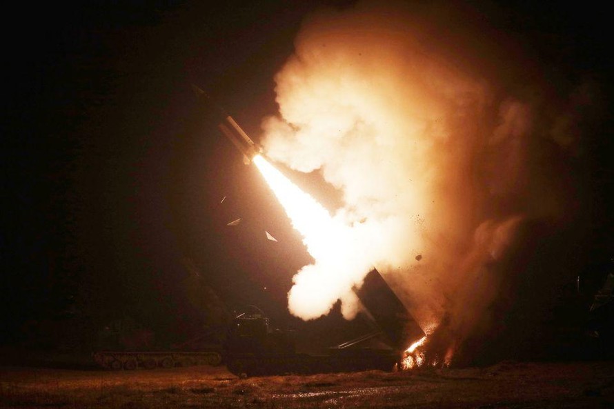 Hàn Quốc và Mỹ phóng tên lửa ra vùng biển phía Đông