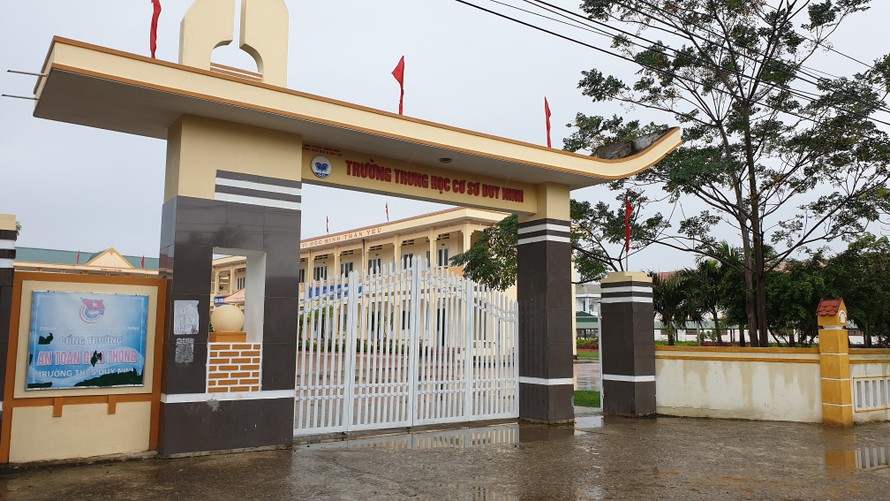 Vì áp lực thành tích mà một giáo viên của trường THCS Duy Ninh, huyện Quảng Ninh, tỉnh Quảng Bình đã yêu cầu học sinh tát bạn 231 cái