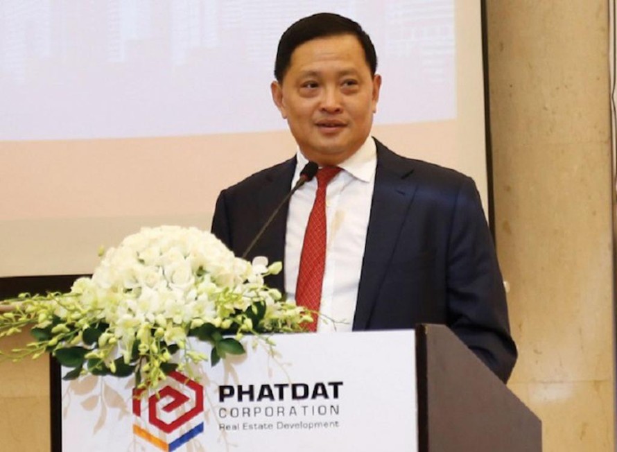 Cổ phiếu Bất động sản Phát Đạt lao dốc, Chủ tịch Nguyễn Văn Đạt bị buộc bán giải chấp