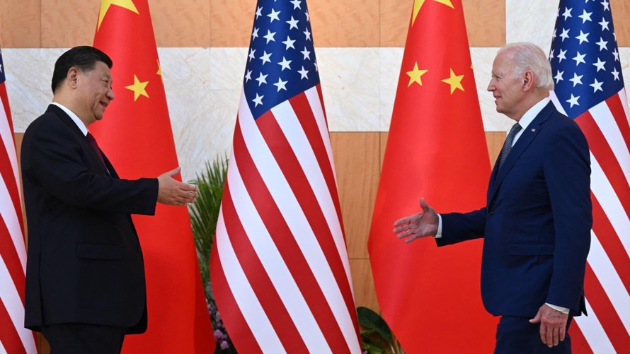 Giải pháp hạ nhiệt cuộc chiến chip Mỹ – Trung