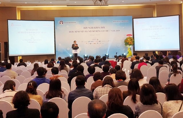 Toàn cảnh Hội nghị khoa học Dược bệnh viện Hà Nội mở rộng lần thứ 7 năm 2019.
