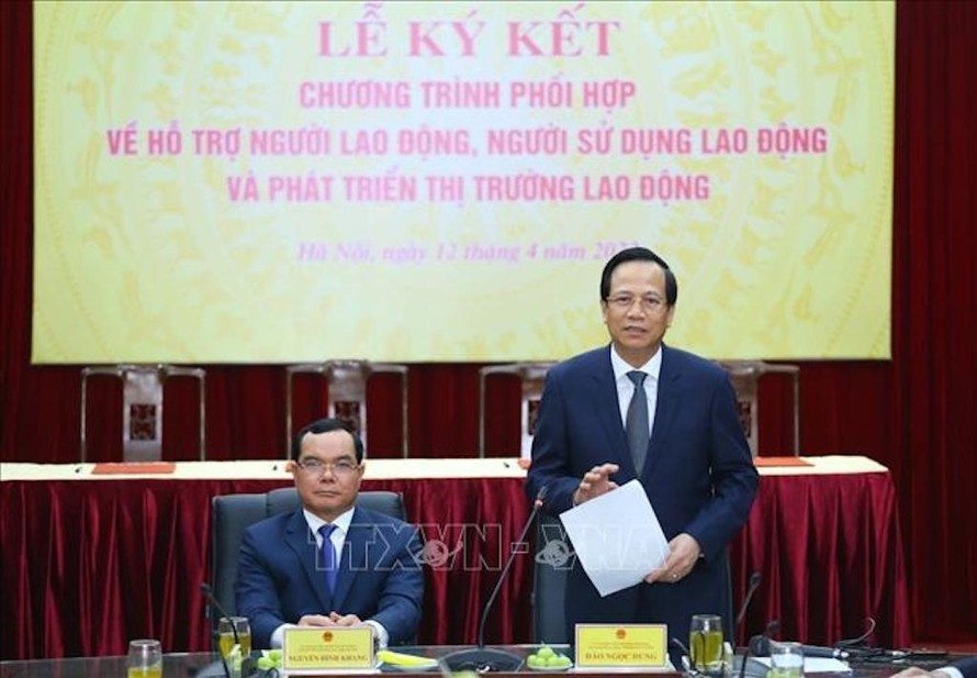 Bộ trưởng Bộ Lao động-Thương binh và Xã hội Đào Ngọc Dung phát biểu tại buổi lễ. 