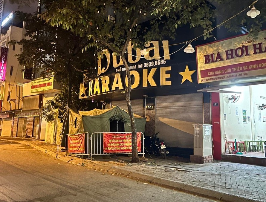 UBND phường Quan Hoa đã đề xuất UBND quận Cầu Giấy thu hồi Giấy phép kinh doanh karaoke của cơ sở karaoke Dubai (189 Quan Hoa) vì những hành vi vi phạm nghiêm trọng, ảnh hưởng tới tính mạng và tài sản của nhân dân.