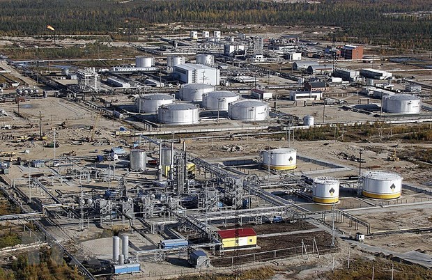 Nhà máy lọc dầu Rosneft ở thị trấn Gubkinsky, phía Tây Siberia thuộc Nga. (Ảnh: AFP/TTXVN)