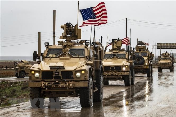 Binh sỹ Mỹ tuần tra tại tỉnh Hasakeh, Syria, ngày 24/1/2020. (Ảnh: AFP/TTXVN) 