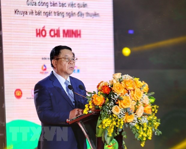 Ông Nguyễn Trọng Nghĩa, Bí thư Trung ương Đảng, Trưởng Ban Tuyên giáo Trung ương phát biểu. (Ảnh: Tuấn Đức/TTXVN)