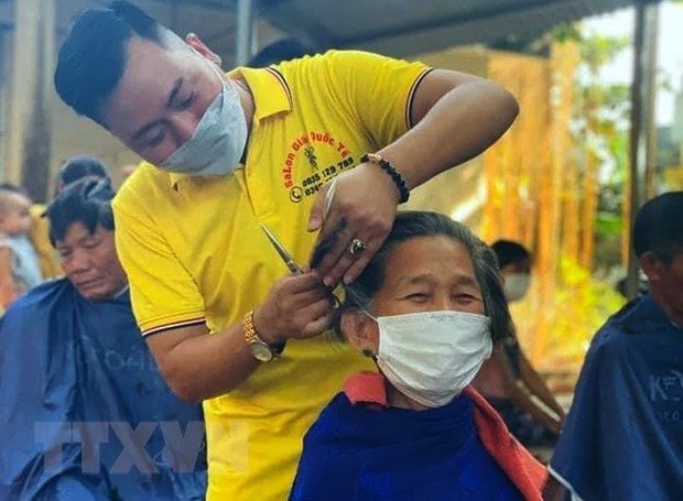Tuyển dụng tìm việc làm Thợ cắt tóc  gội đầu gần bạn tại TpHồ Chí Minh   022023