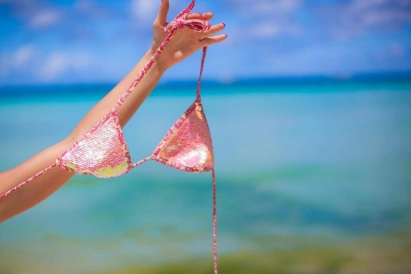 Top bãi biển dành cho những ai thích nude nổi tiếng thế giới