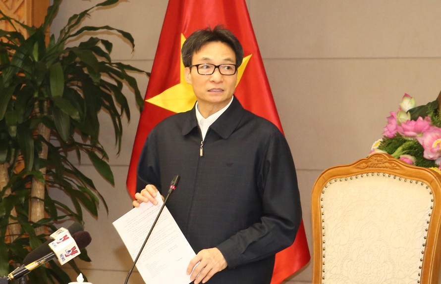 Phó Thủ tướng Vũ Đức Đam phát biểu tại cuộc họp. Ảnh VGP/Trần Mạnh