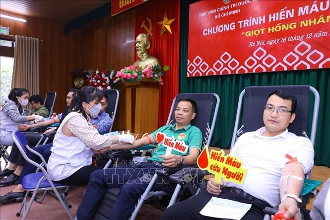 Học viện Chính trị Quốc gia Hồ Chí Minh tổ chức hiến máu tình nguyện “giọt hồng nhân ái”