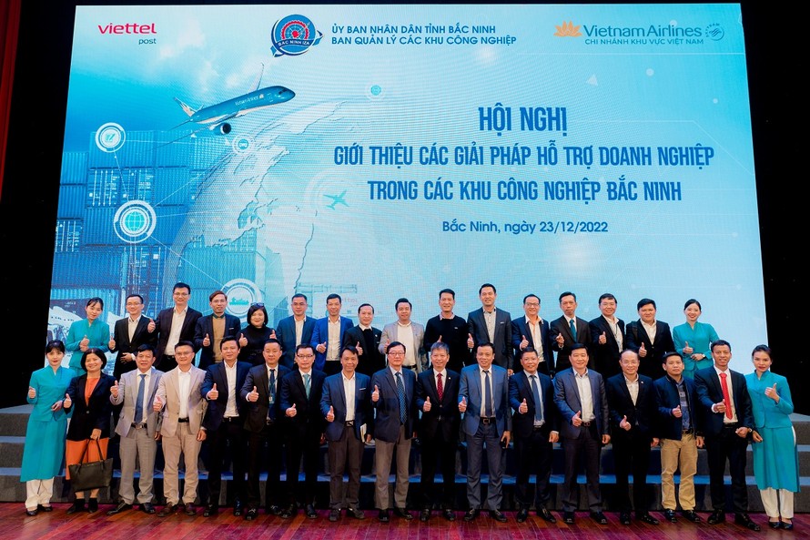 Các đại biểu tham dự Hội nghị giới thiệu các giải pháp hỗ trợ doanh nghiệp trong các khu công nghiệp tại Bắc Ninh