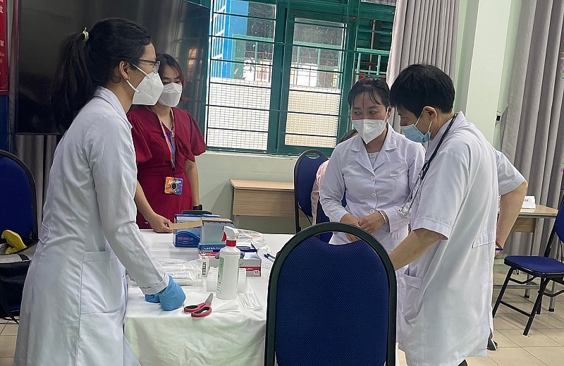Phát hiện chùm 20 ca mắc cúm A/H1N1 trong trường tiểu học