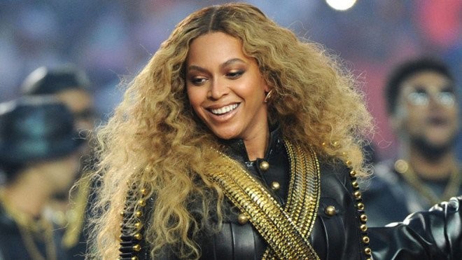 Beyoncé đứng đầu danh sách ca sĩ có thu nhập cao nhất năm 2017, theo Billboard.