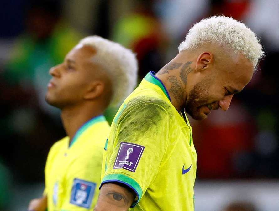 Neymar để ngỏ ý định giã từ màu áo Brazil