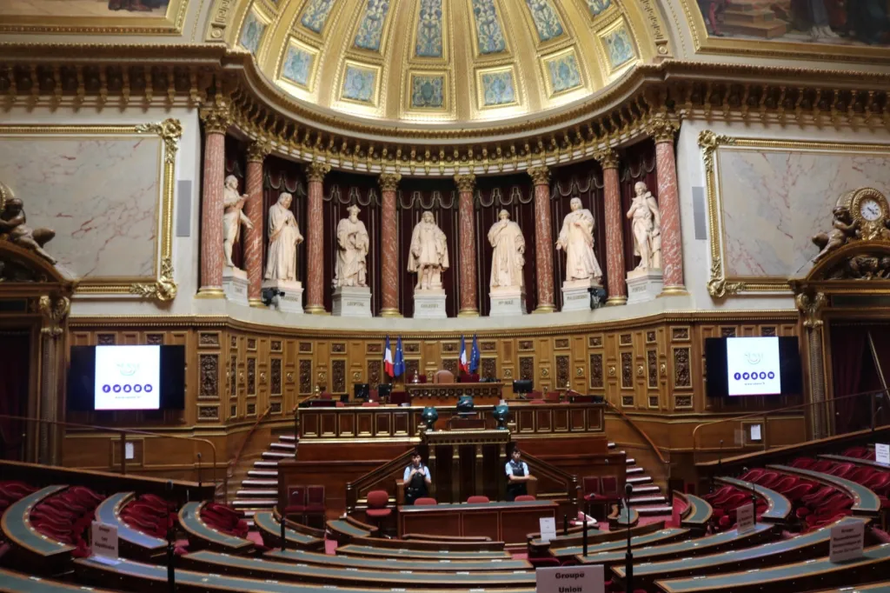 Thượng viện Pháp - nơi những bức tường kể câu chuyện di sản