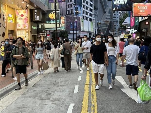 Hong Kong tiếp tục nới lỏng giãn cách xã hội