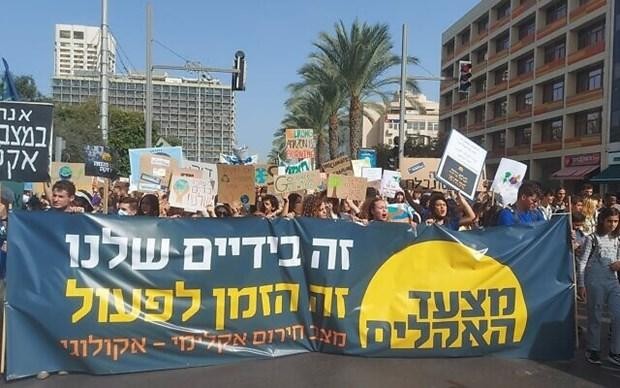 Tuần hành quy mô lớn tại Israel kêu gọi hành động khẩn cấp chống biến đổi khí hậu