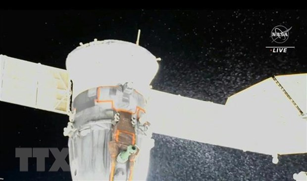 Nga sơ tán phi hành đoàn tại trạm ISS sau sự cố rò rỉ chất làm lạnh