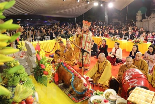 Lễ hội phát lương Đức Thánh Trần: Phát huy nét đẹp truyền thống