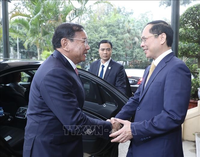 Bộ trưởng Ngoại giao hai nước Việt Nam - Campuchia hội đàm